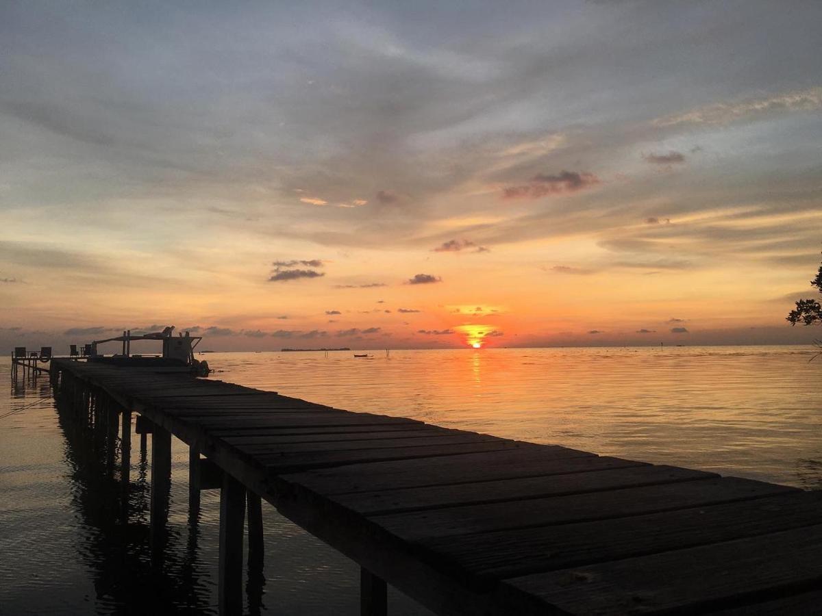Omah Alchy Cottages Karimunjawa-Inseln Exterior foto