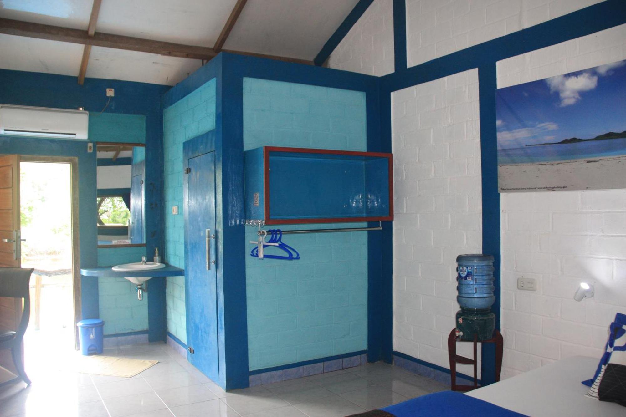 Omah Alchy Cottages Karimunjawa-Inseln Zimmer foto